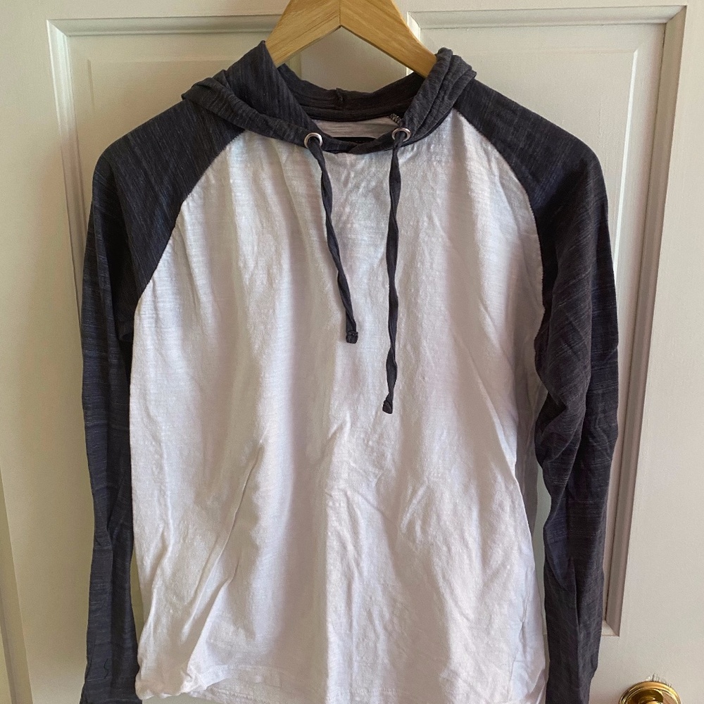 Men's Long Sleeve Hooded Shirt